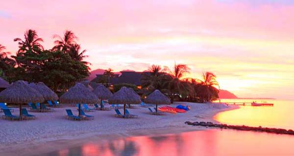 Overwater Bungalows Hilton Moorea