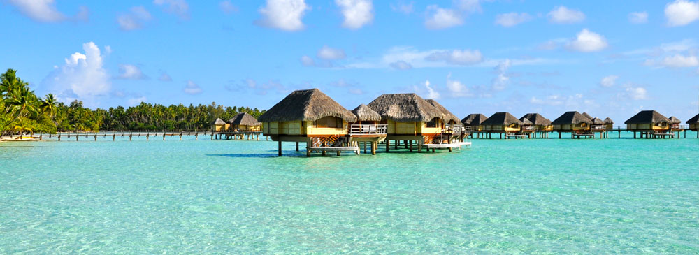 Overwater Suites at Le Taha'a Island Resort