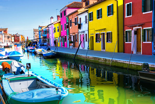 Burano vibrant quaint home