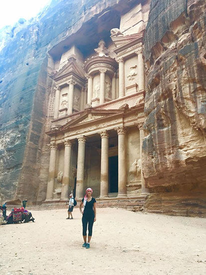 plan a vacation touring The lost City of Petra, Jordan