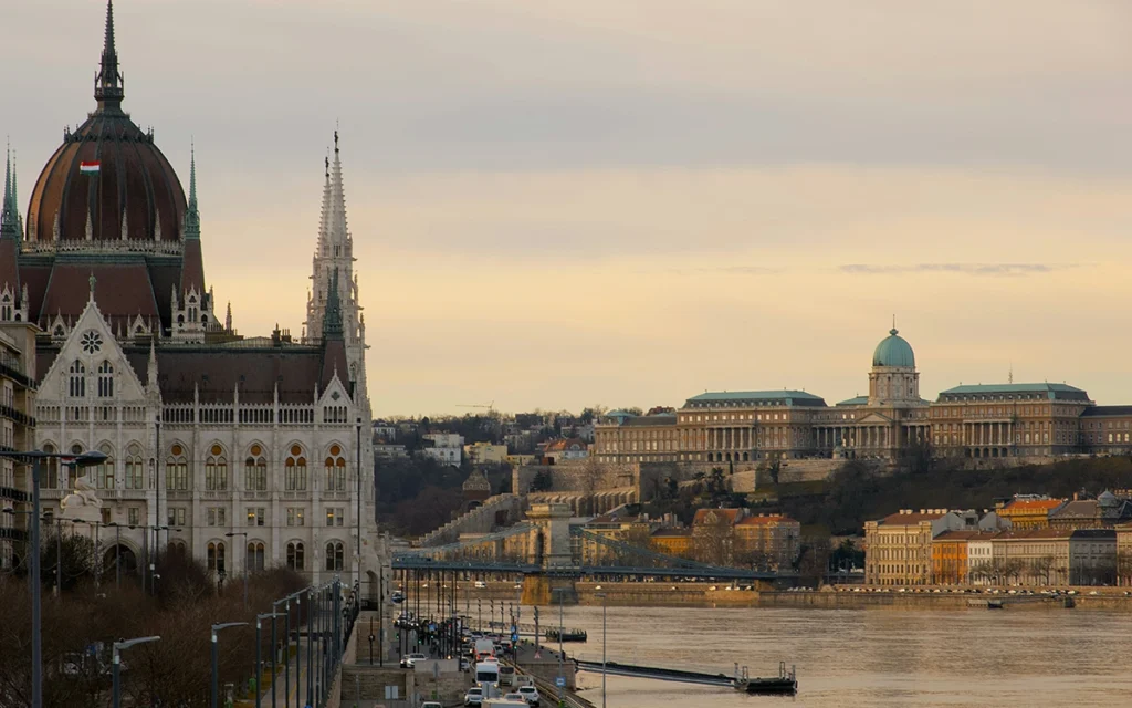 Danube Luxury River Cruise to Budepest